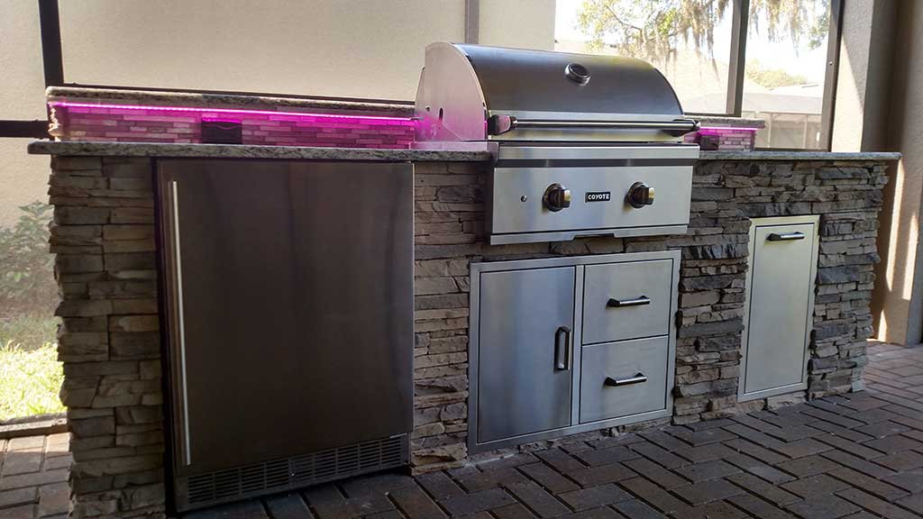 Outdoor-Grill-Cabinets-Gallery-3